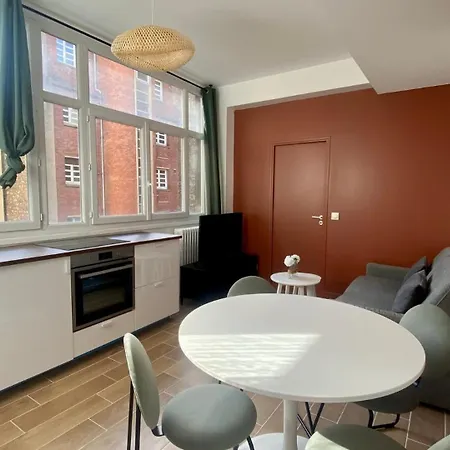 Appartement Confortable Proche Grands Boulevard 4P Paris Exterior photo