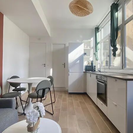 Appartement Confortable Proche Grands Boulevard 4P Paris Exterior photo